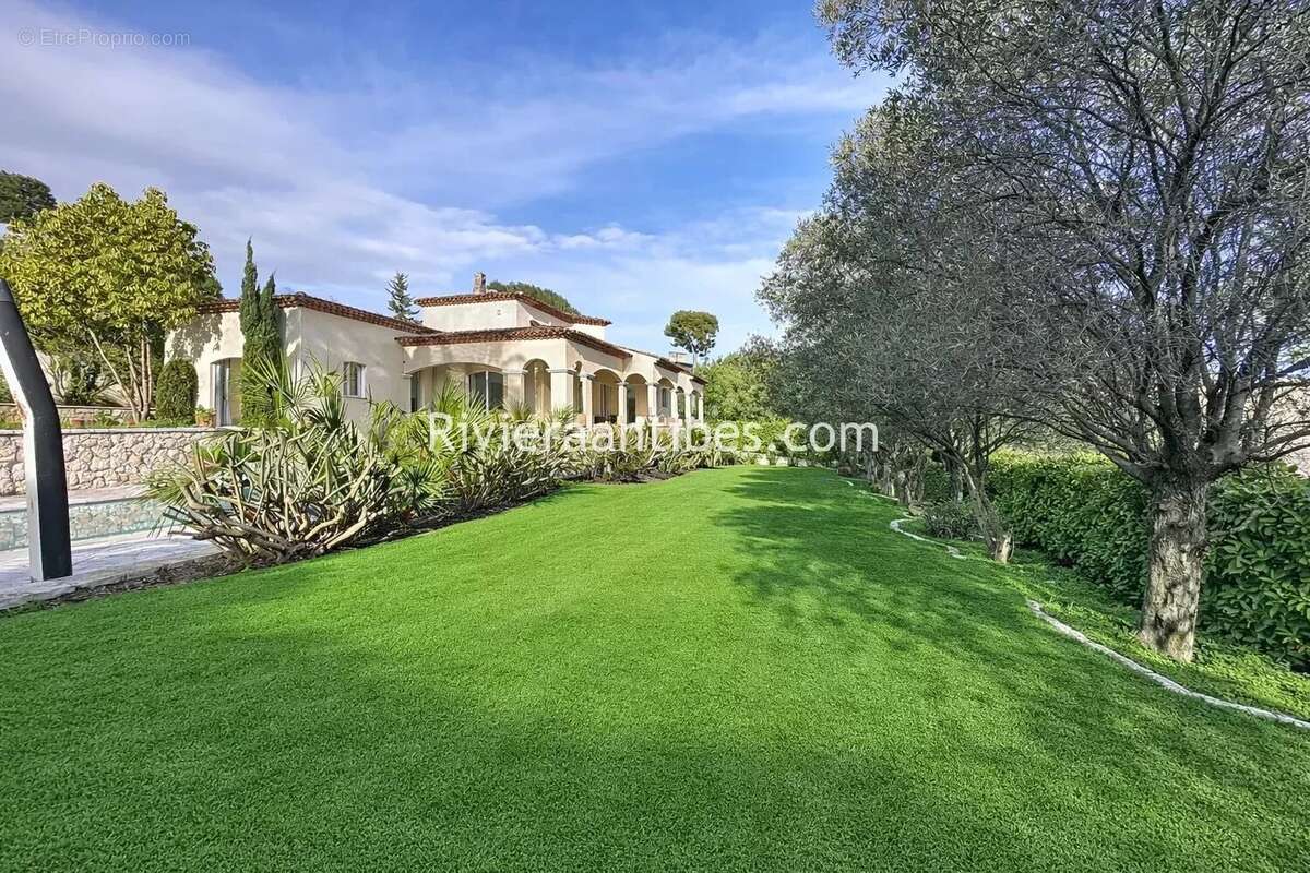 Maison à ANTIBES