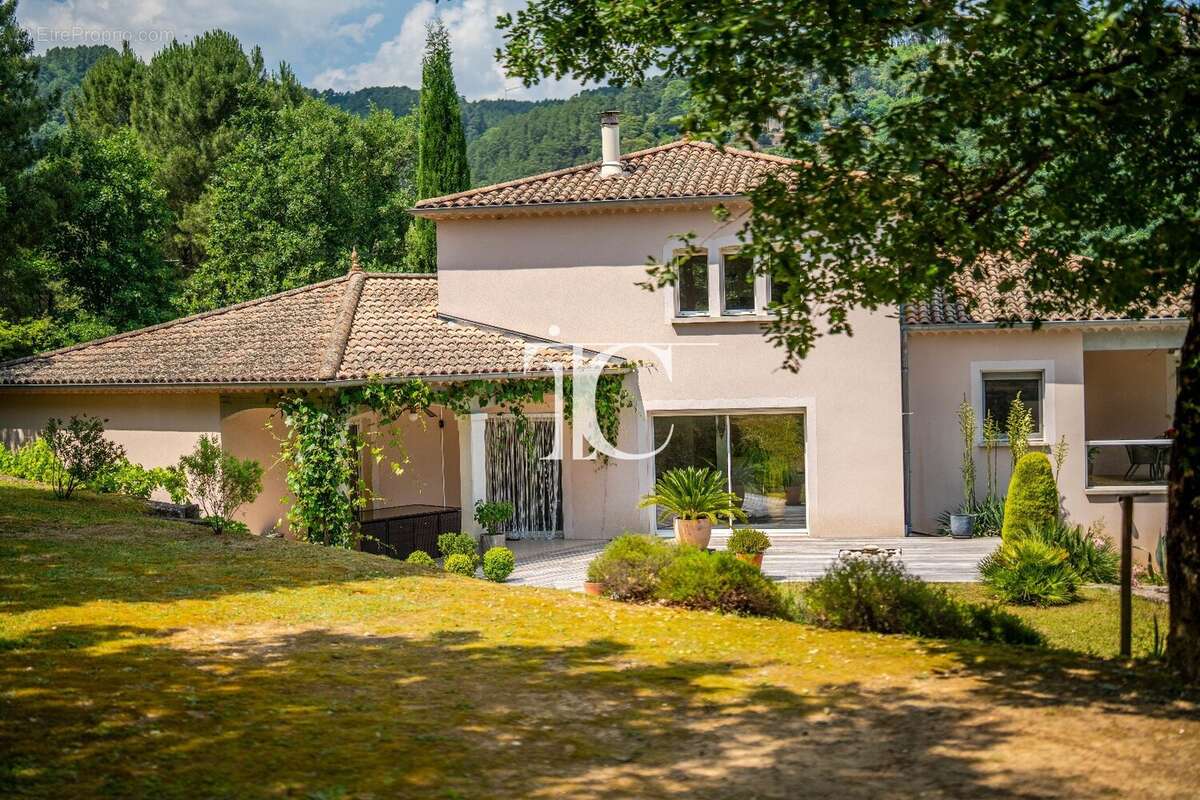 Maison à LES VANS