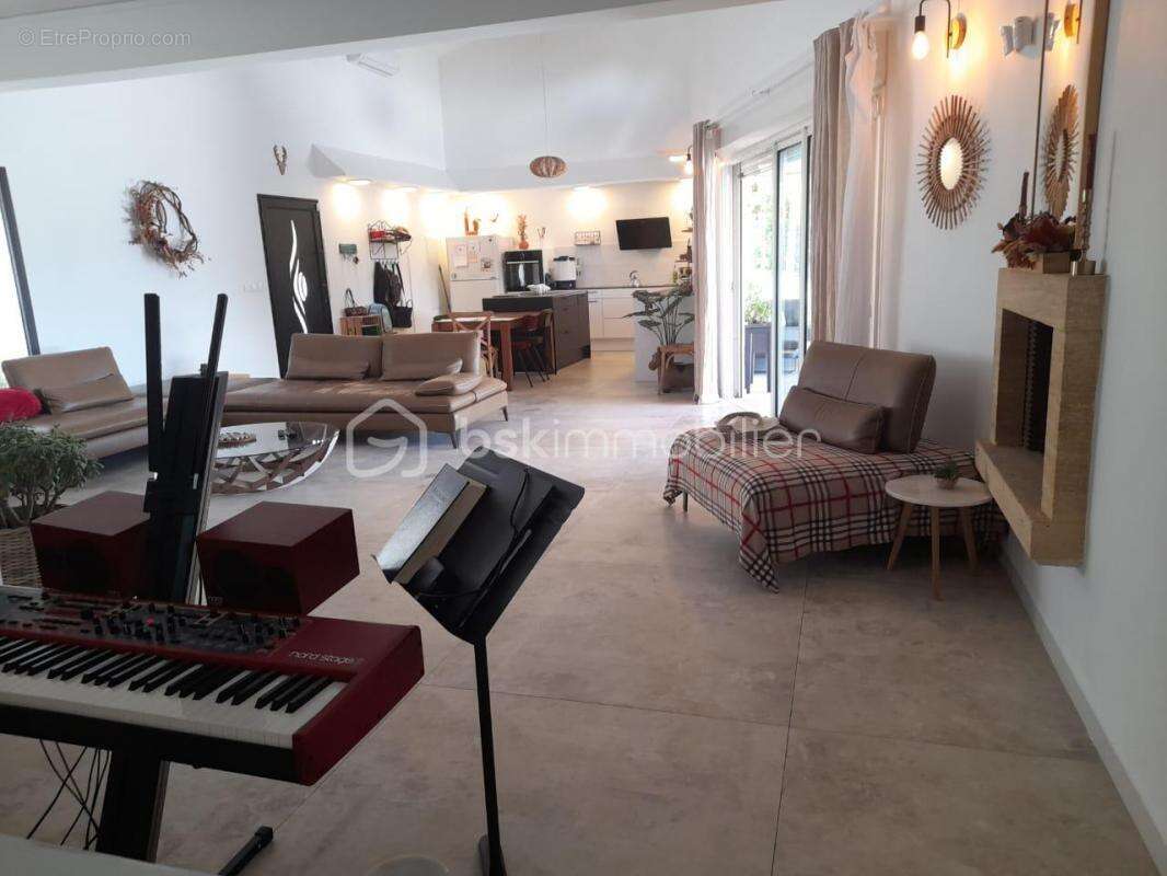 Maison à LE TAMPON