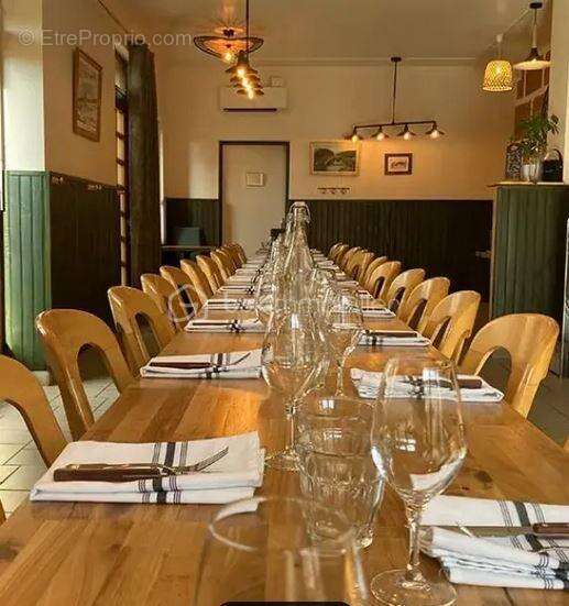 Commerce à LENTIGNY