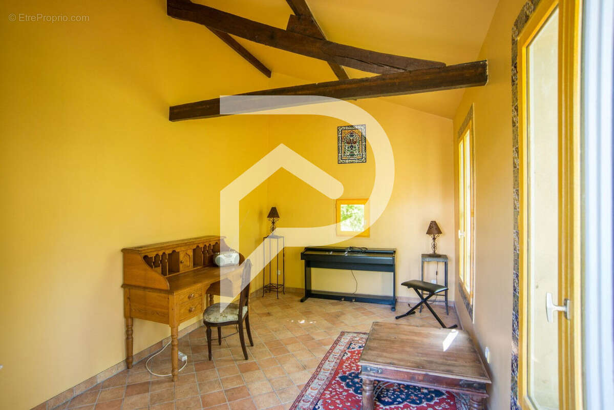 Maison Montlignon 10 pièce(s) 220 m2 - photo 10