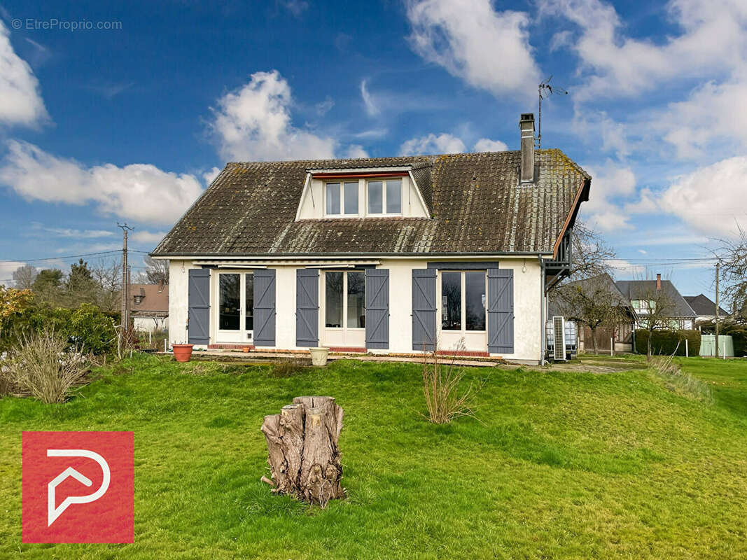 Maison à BERNAY