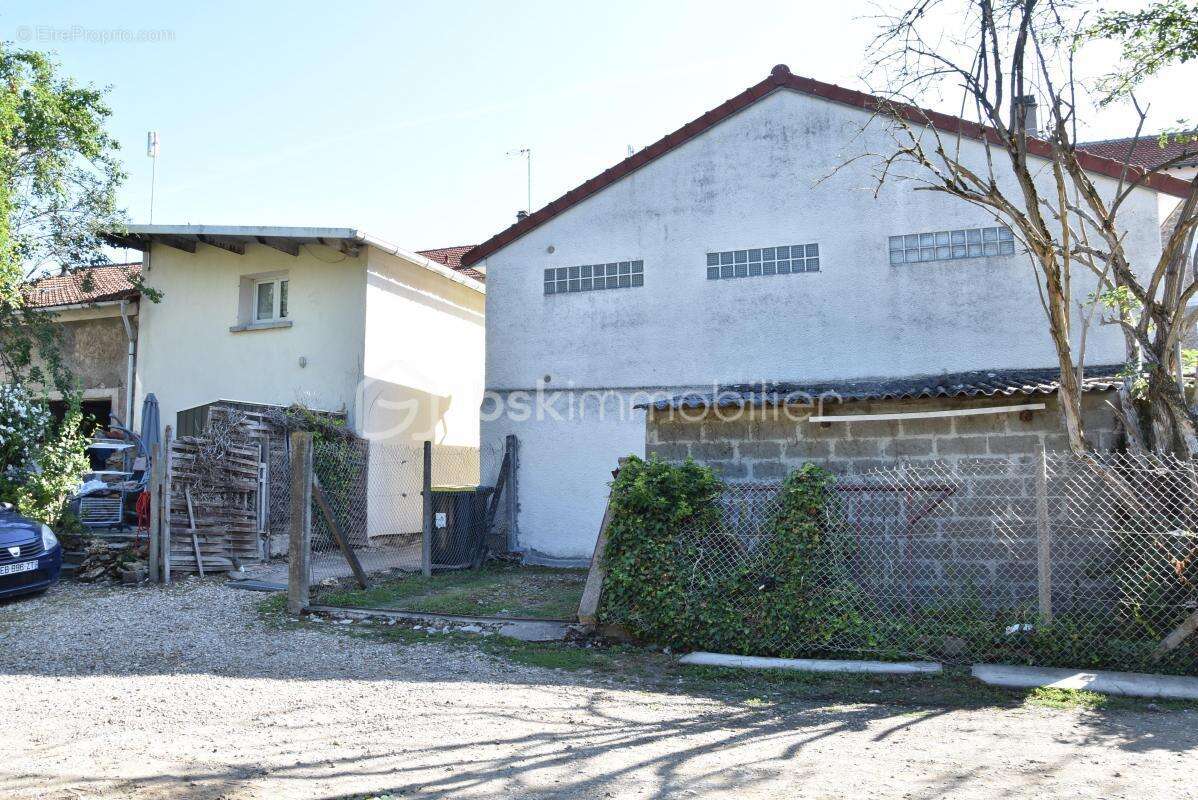 Appartement à SOISY-SUR-SEINE