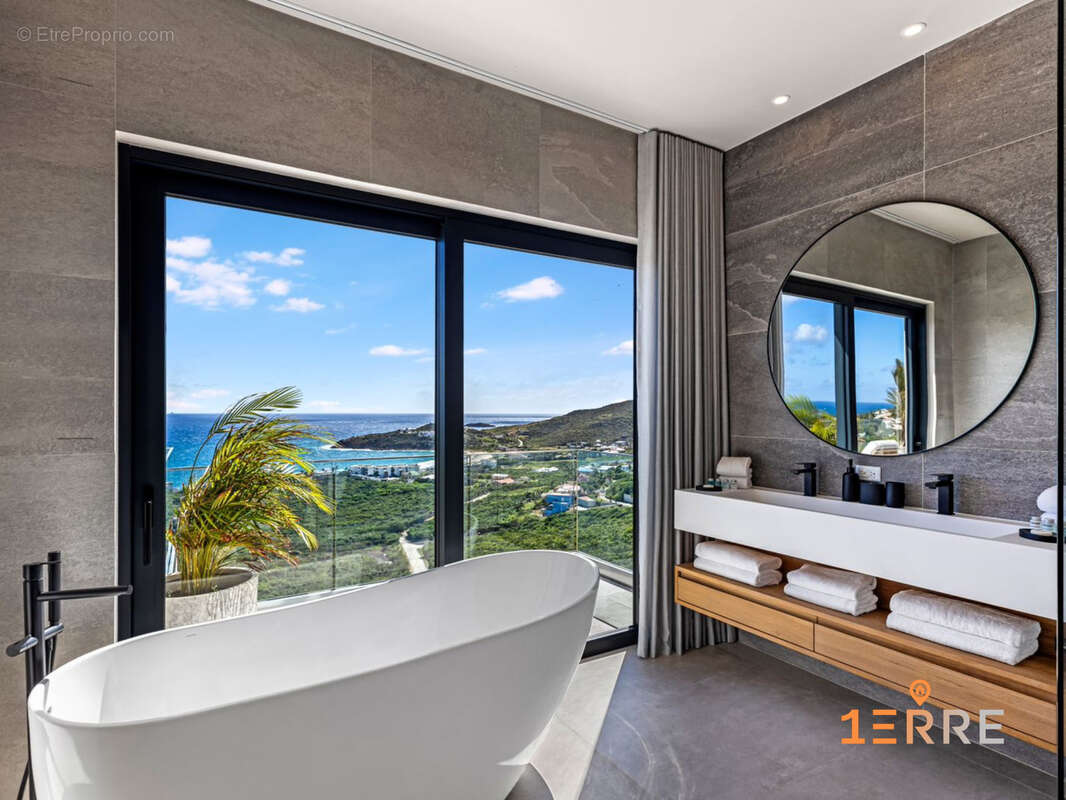 Maison à SAINT-MARTIN