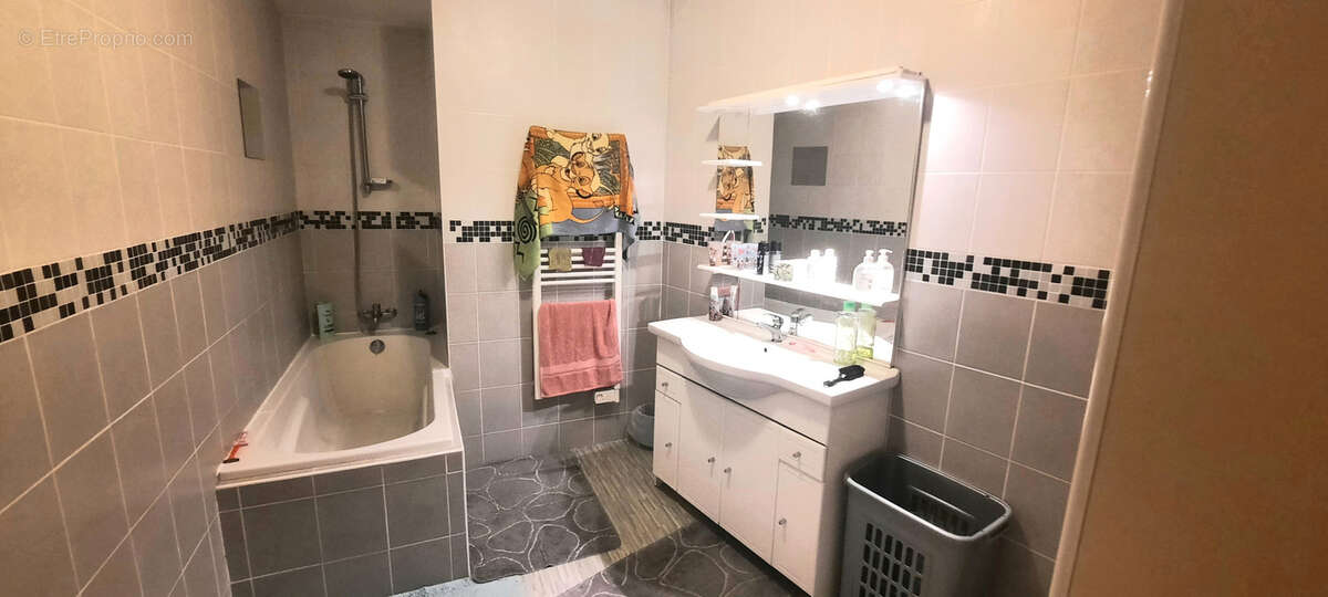 Appartement à ARLES-SUR-TECH