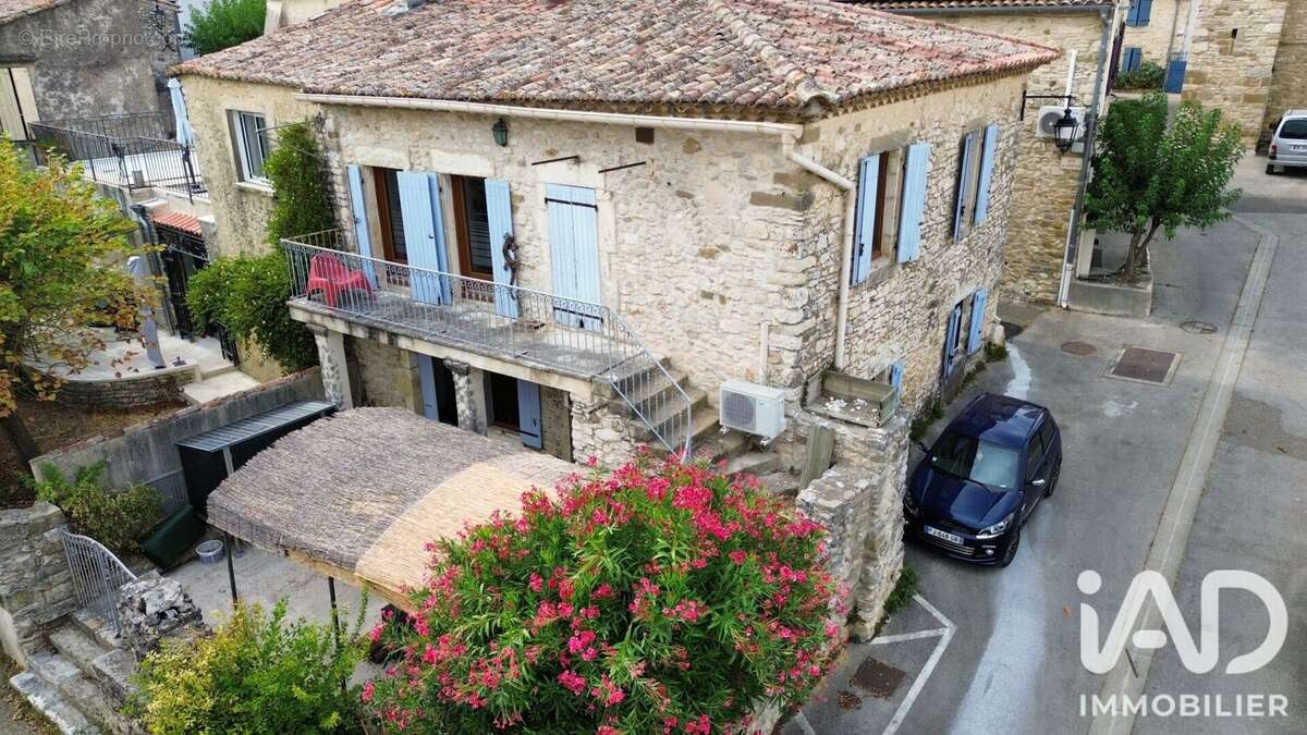 Maison 103 m² à Parignargues  - photo 2