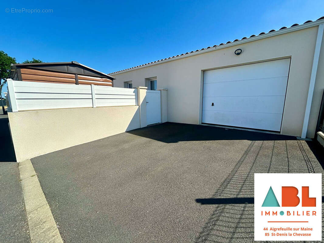 Maison à BELLEVILLE-SUR-VIE