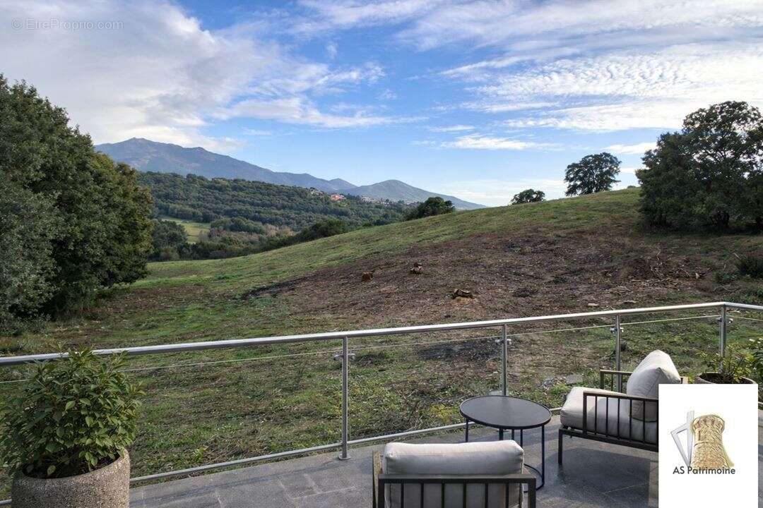 Maison à BASTELICACCIA