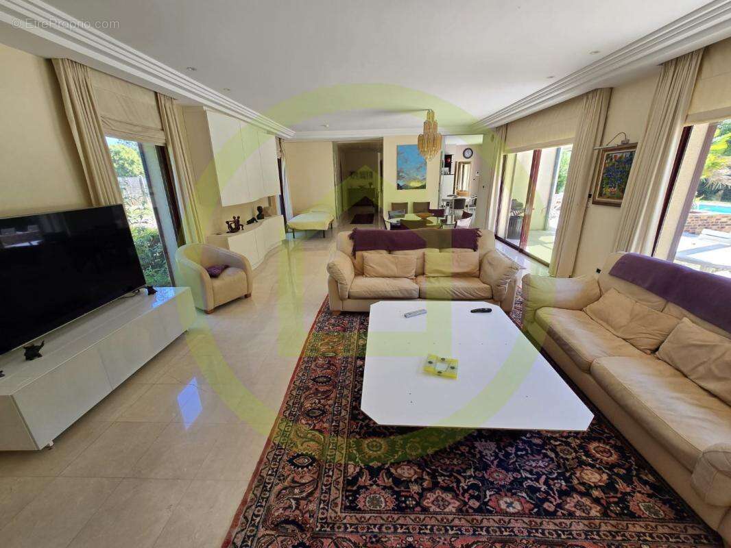 Maison à SAINT-DENIS-EN-VAL