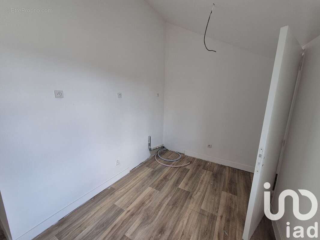 Photo 6 - Appartement à CHANTELOUP-LES-VIGNES