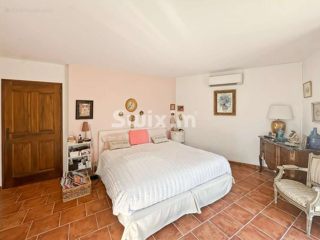 Villa d'exception de 205 m² dans le golf de la Valdaine - photo 10