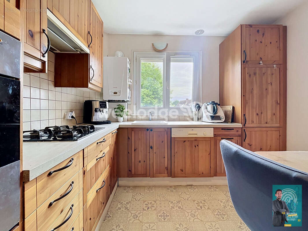 Maison 80 m² à Jouy-Le-Moutier  - photo 7