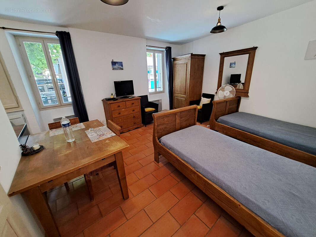 Malaucène centre , studio meublé, idéal pied-à-terre ou investissement locatif - photo 7