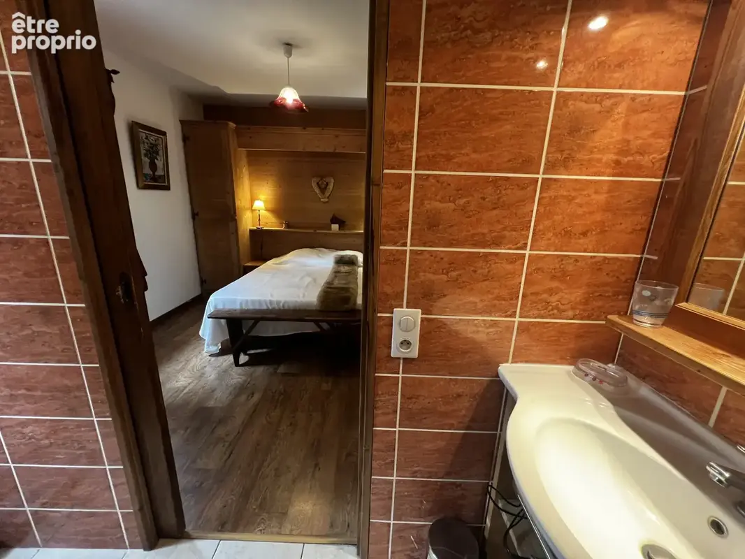 magnifique chalet 300m2 habitables 11 chambres Villarabout - photo 6