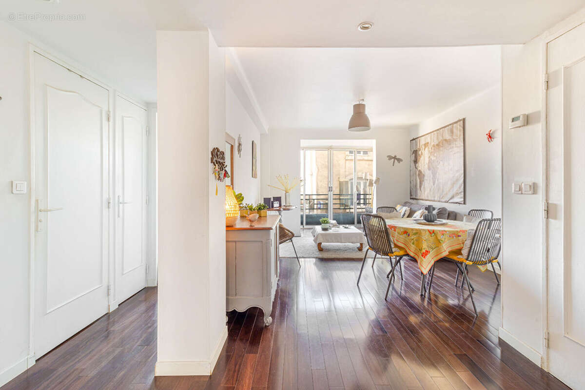 Appartement à MARSEILLE-7E