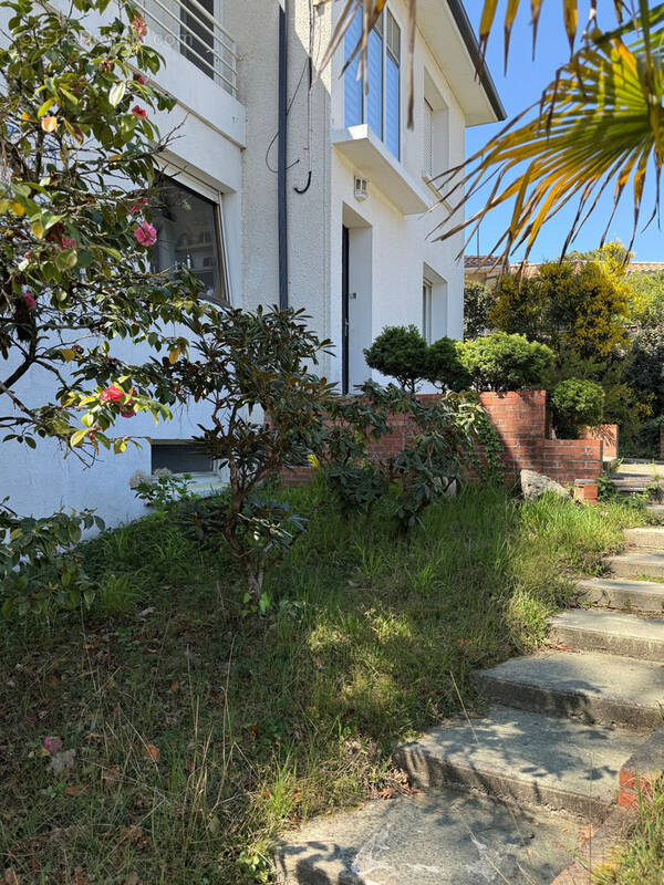 Appartement à LE BOUSCAT