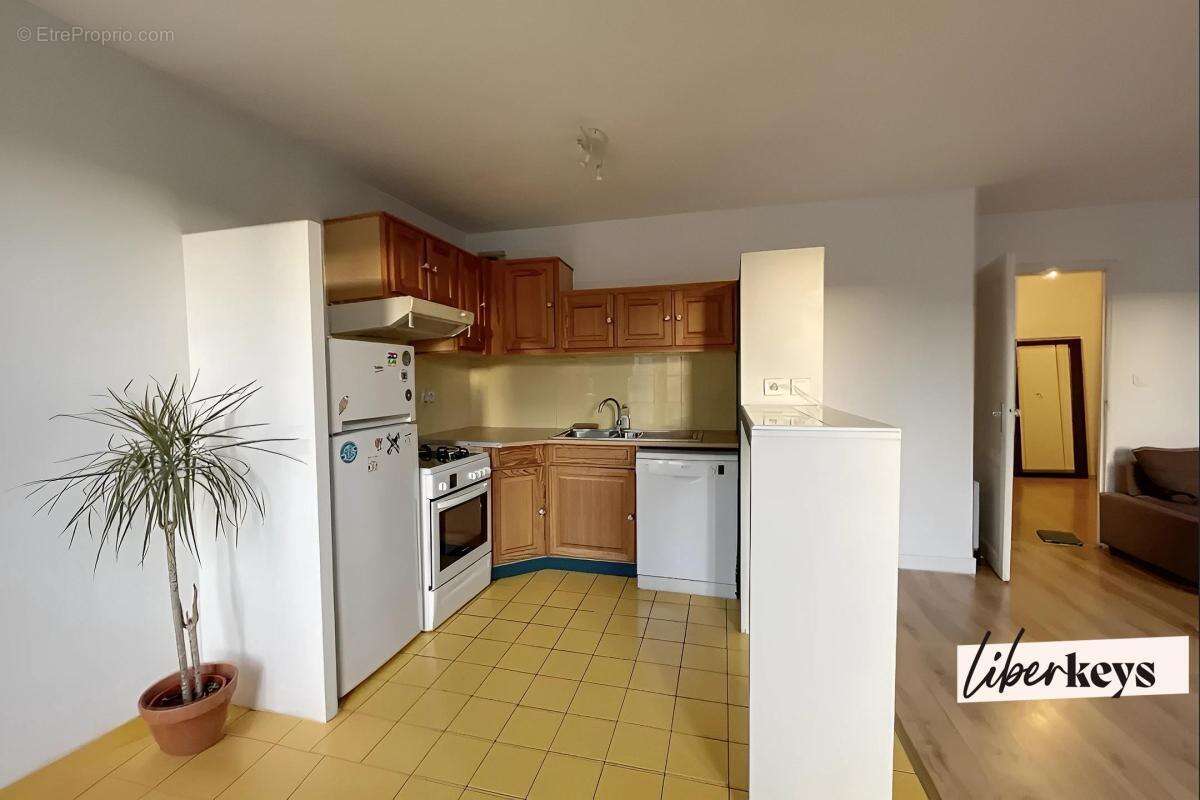 Appartement à MARSEILLE-6E