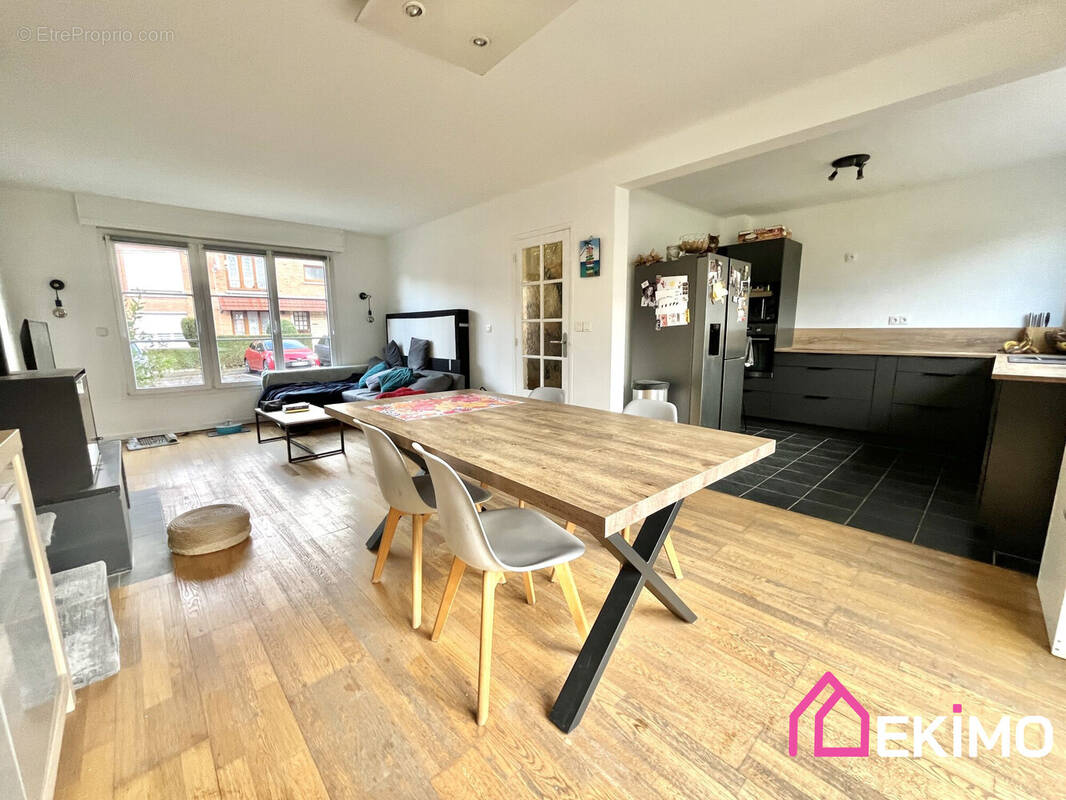 Maison à FACHES-THUMESNIL