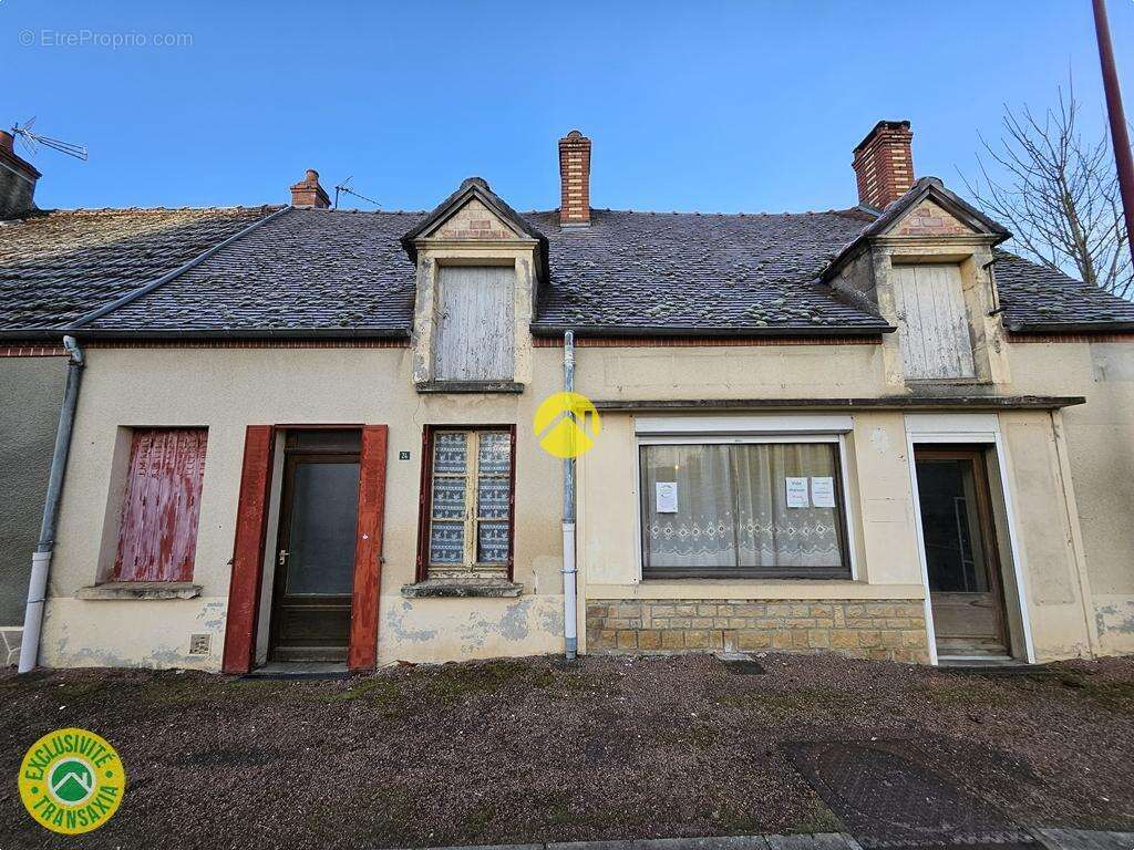 Maison à JUSSY-LE-CHAUDRIER