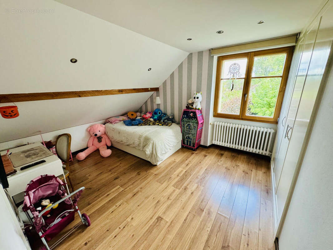 ch 3 - Maison à VIRY