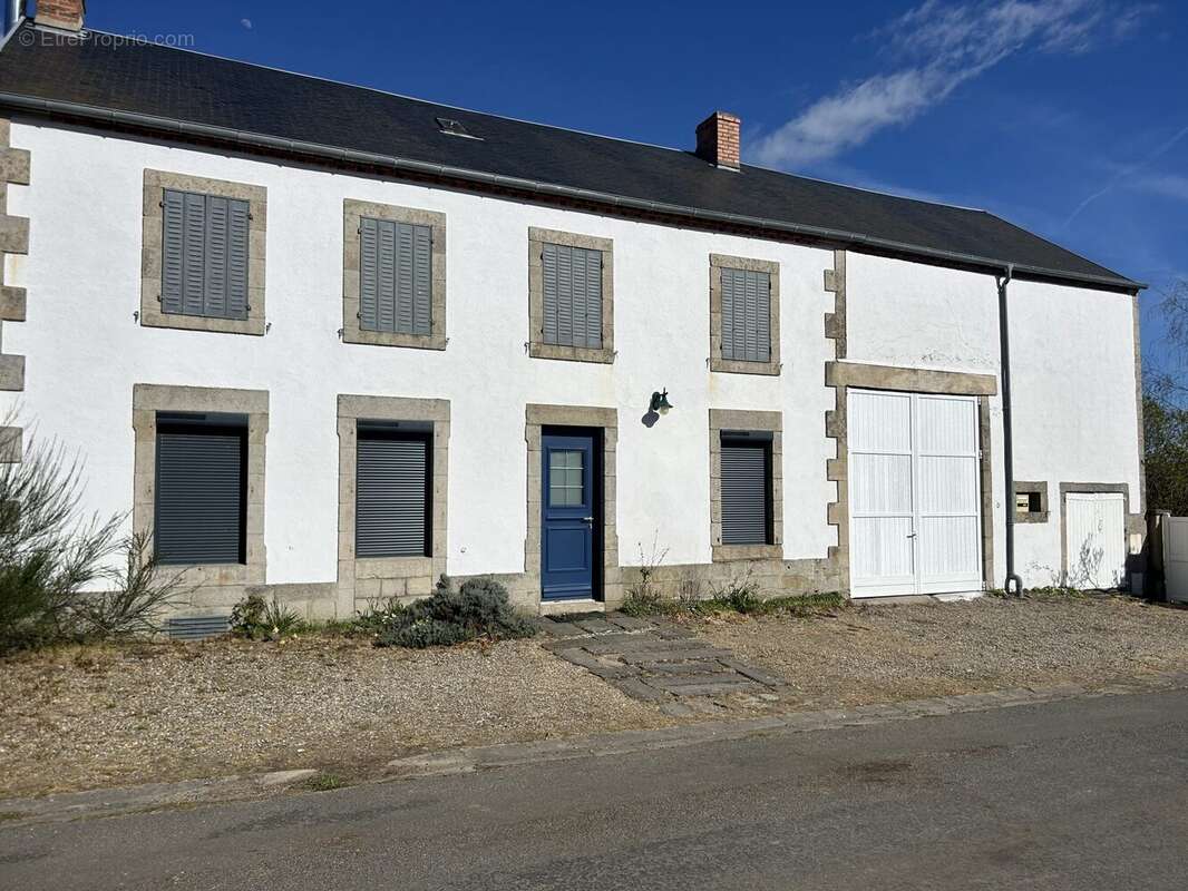 Maison à ARS-LES-FAVETS