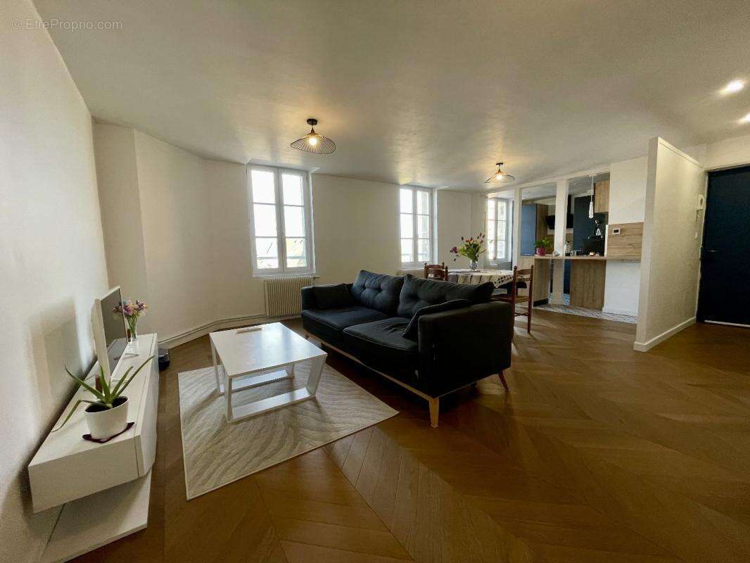 Appartement à COMPIEGNE