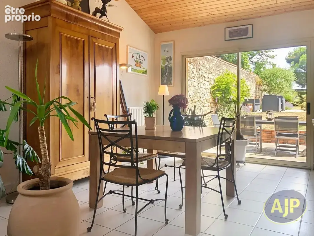 Photo Maison à Cholet au prix de 284 850€