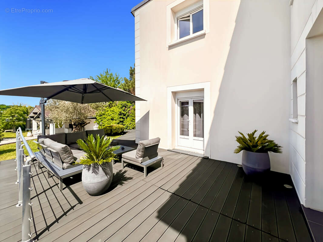 Maison à DAMMARIE-LES-LYS
