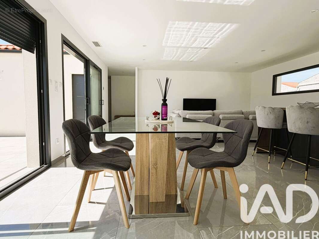 Photo 6 - Maison à MILLAS
