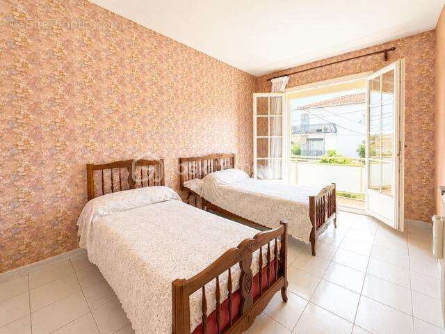 Maison familiale 3 faces avec beaux volumes - photo 14