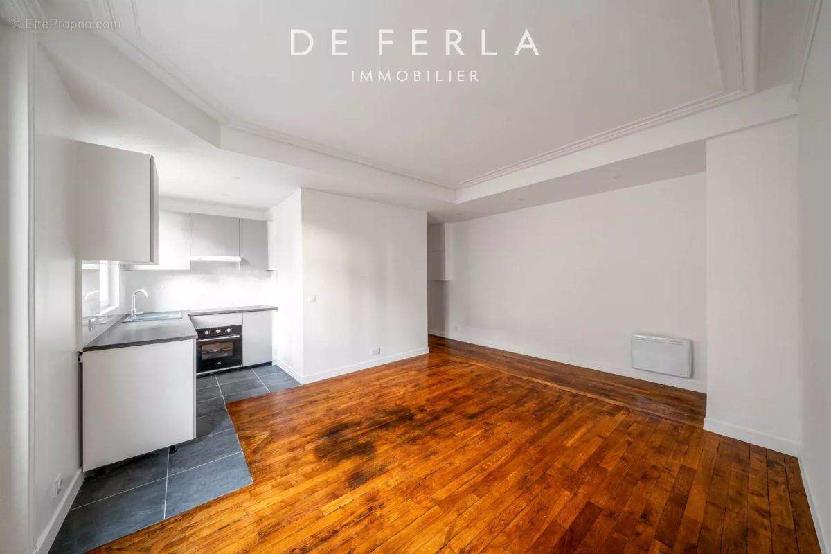 Appartement à PARIS-15E