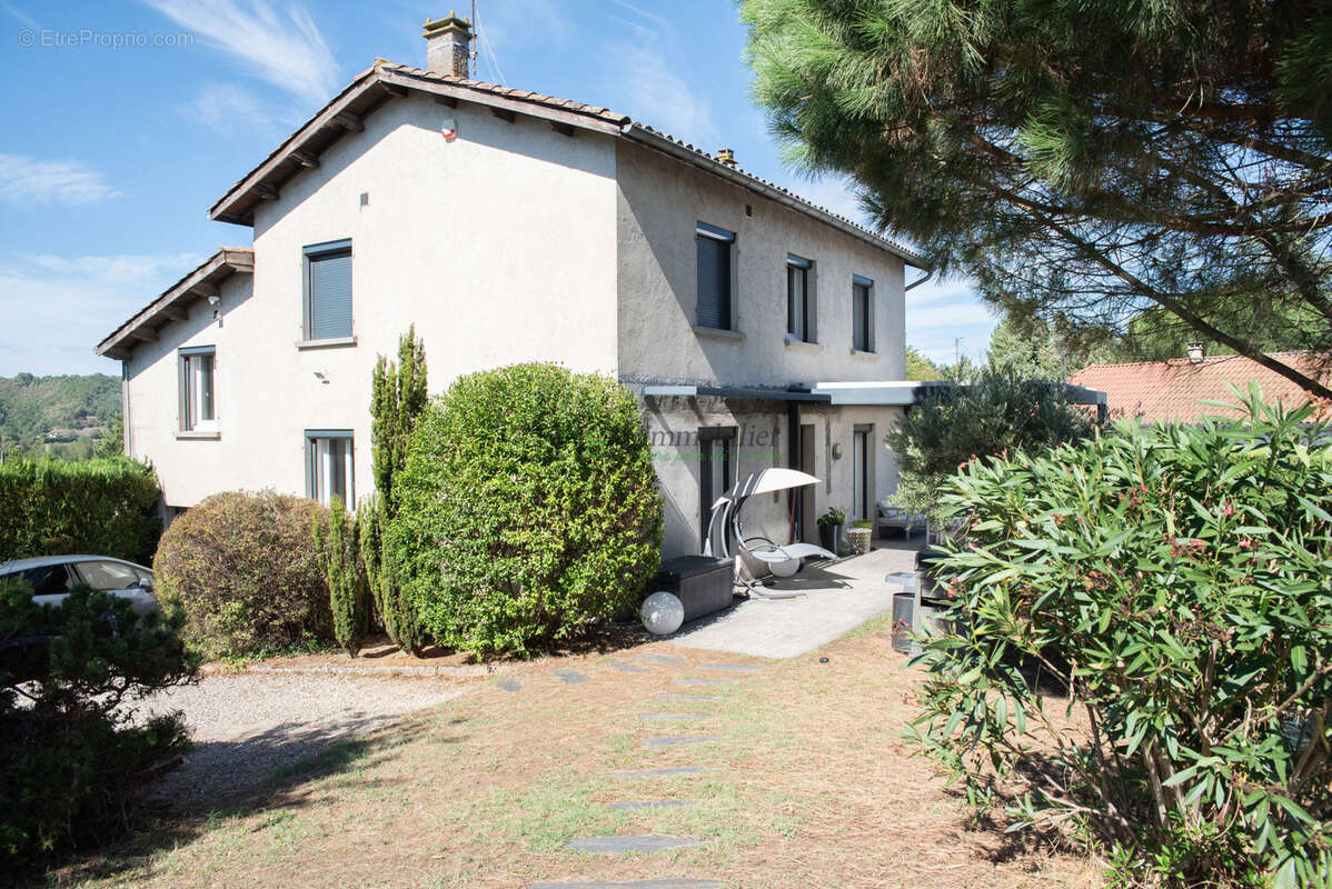 Maison à MARGES