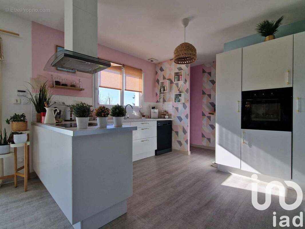Maison 200 m² à Mathonville  - photo 6