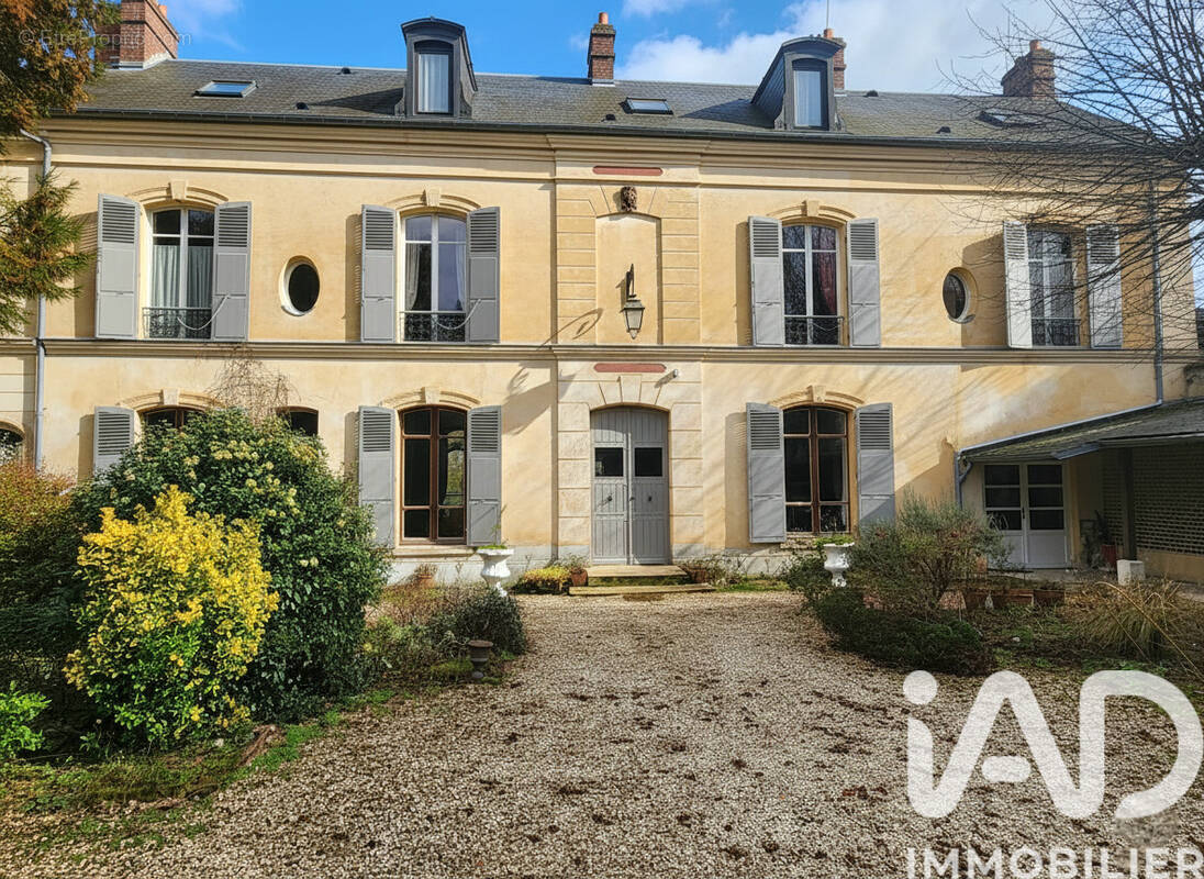 Photo 1 - Maison à BORAN-SUR-OISE
