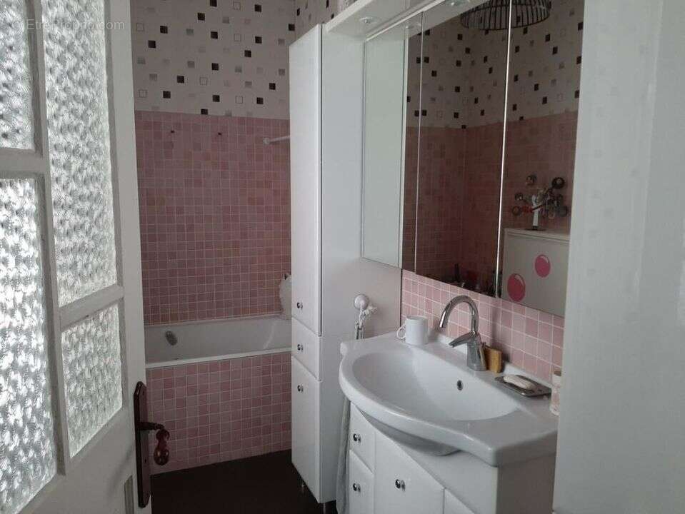 Maison à ROMANS-SUR-ISERE