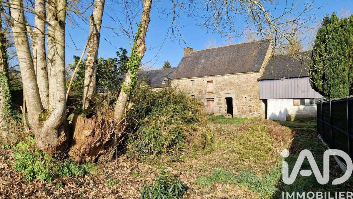 Photo 2 - Maison à PLOUGUENAST