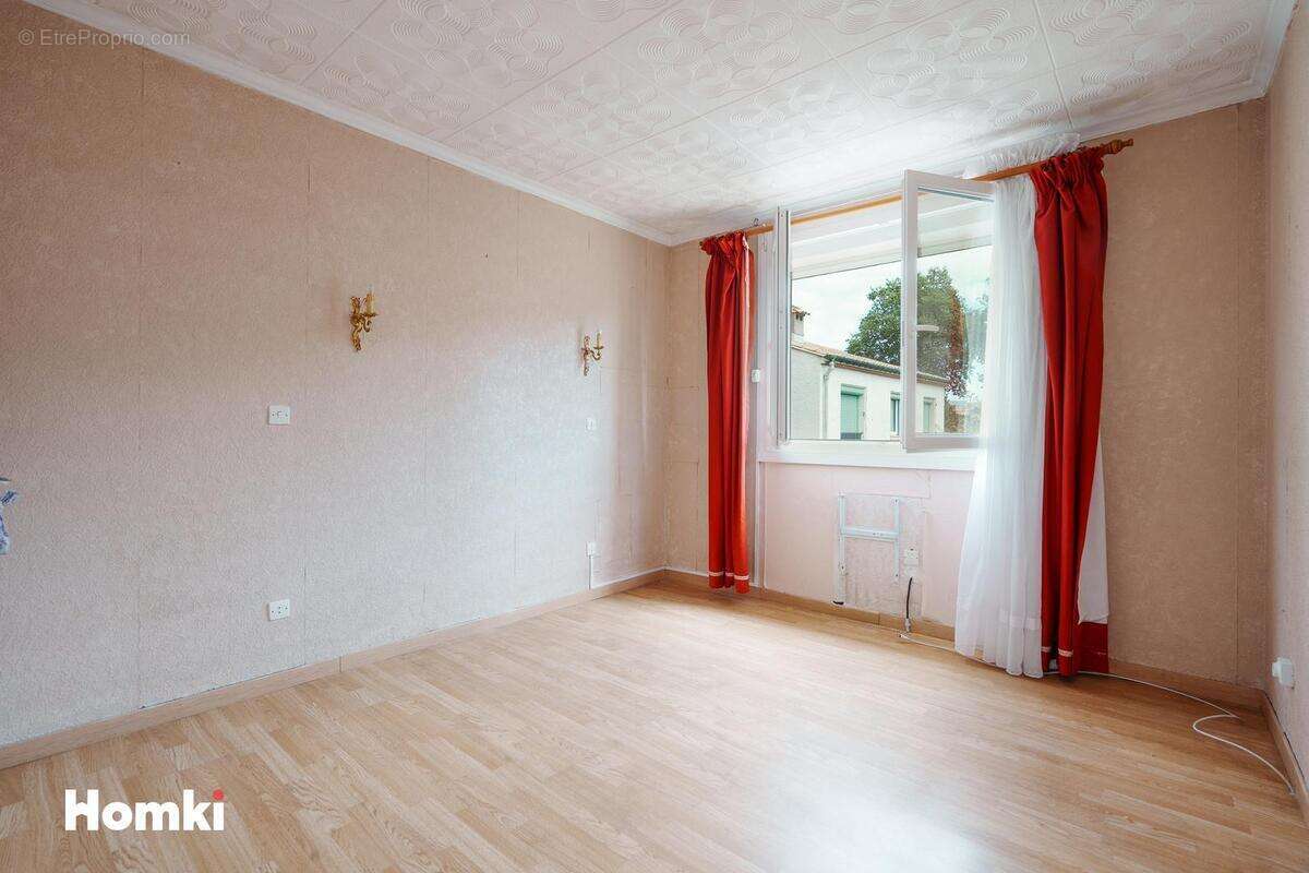 Maison à VILLENEUVE-LES-BEZIERS