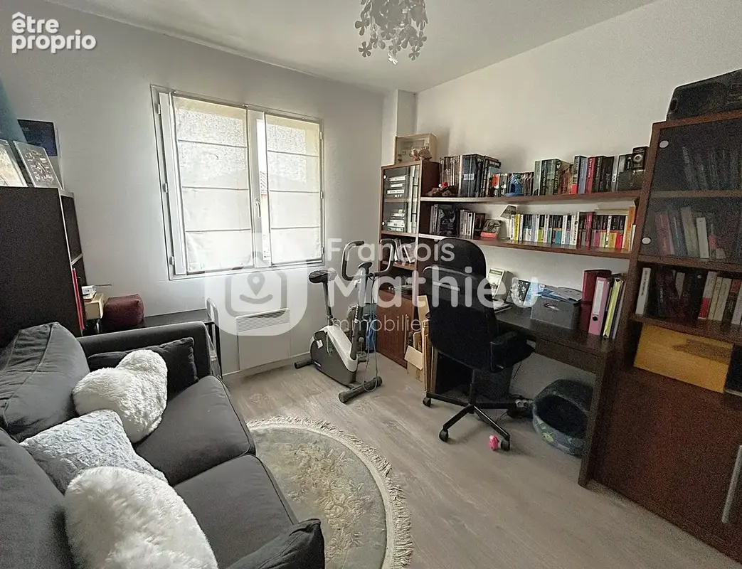 Dagneux - Maison T5 avec garage et terrain - photo 11