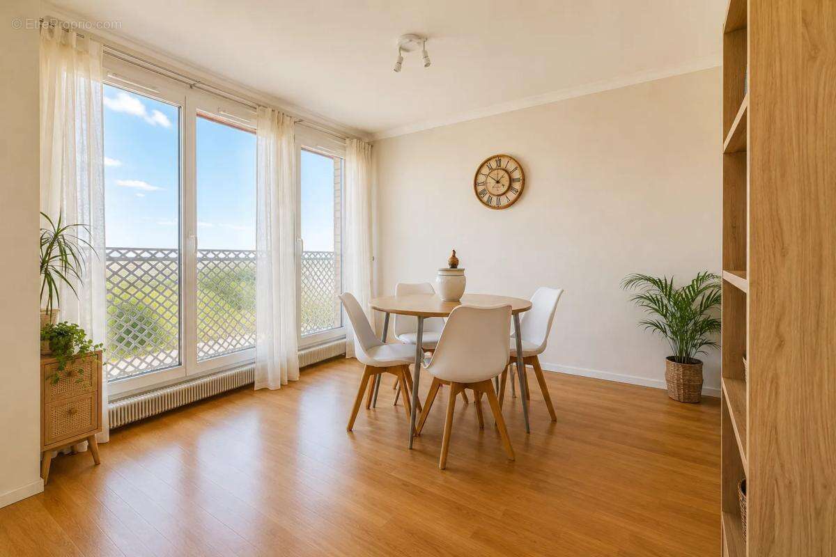 Appartement à MONTATAIRE