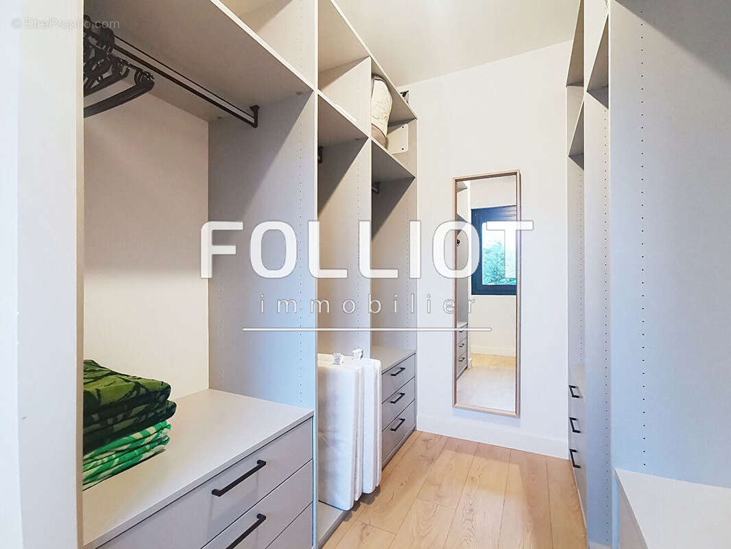 Maison à JULLOUVILLE