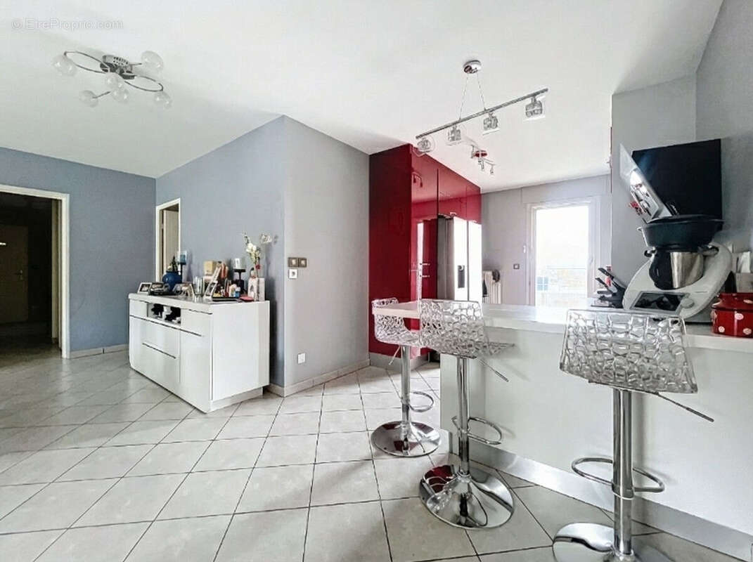 Appartement à SEYNOD