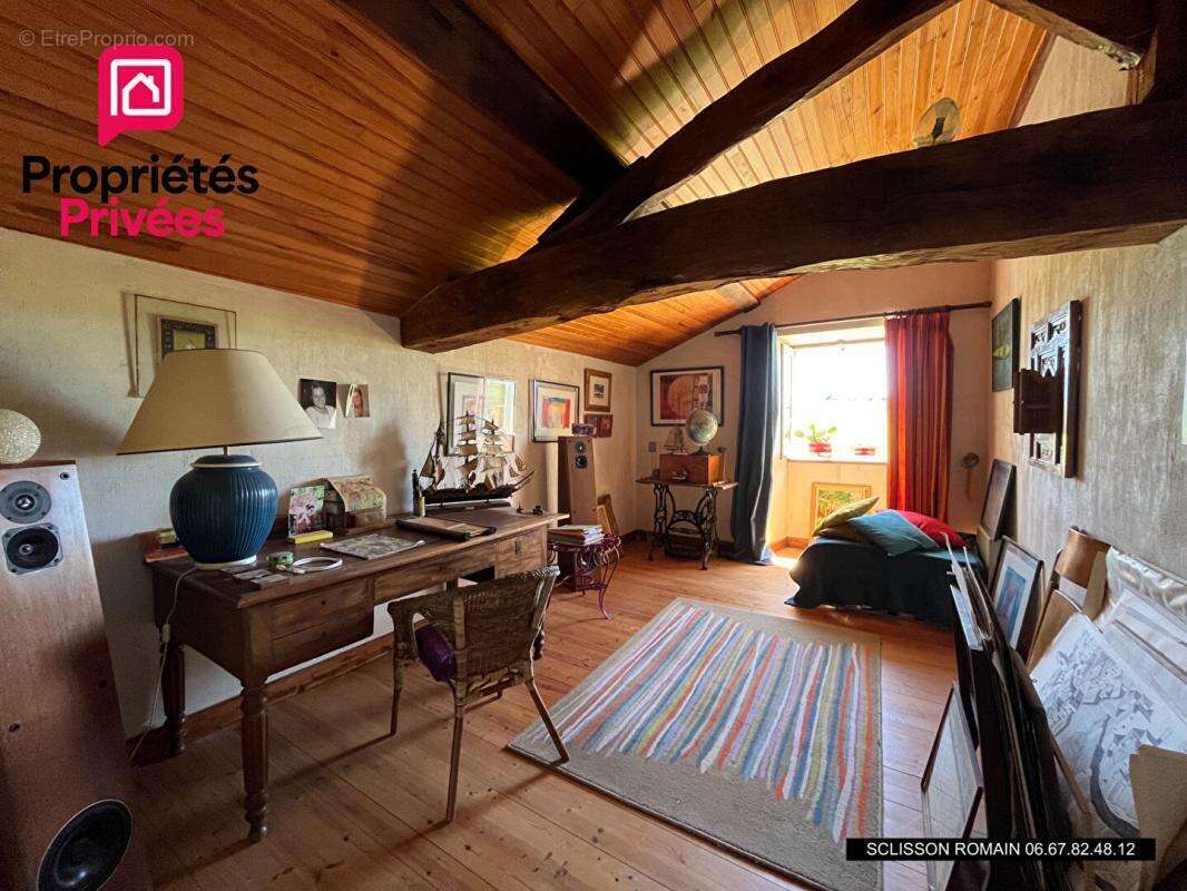Charentaise Berneuil - 186 m2 - 3 chambres - jardin arboré - PRIX 228 778 HAI - photo 7