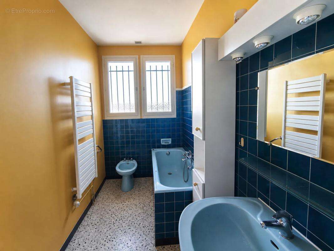 Maison de 1970,130m² sur un terrain de 1125m² - photo 8