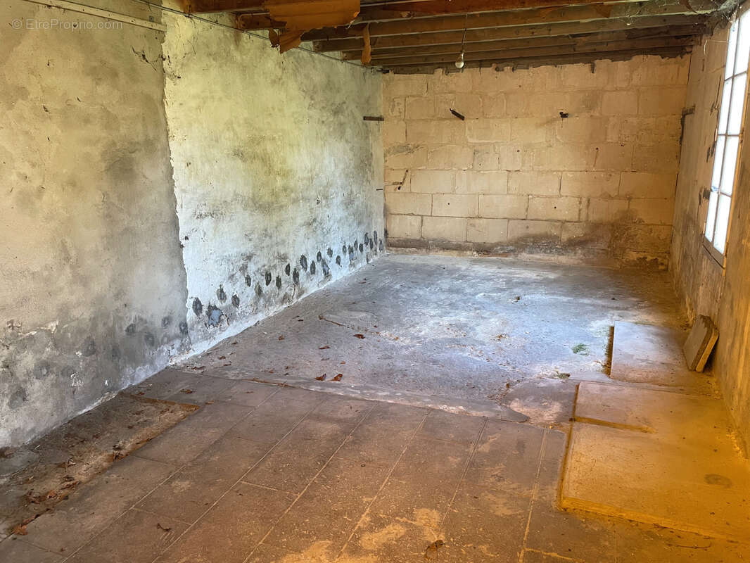 Maison à SAINT-SAVINIEN