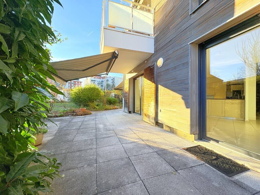 Appartement à SEYNOD