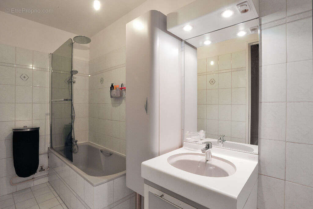 Appartement à LA CELLE-SAINT-CLOUD