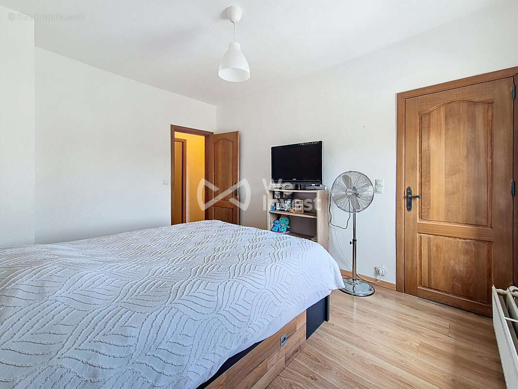 Maison 80 m² à Mont-Saint-Martin  - photo 8