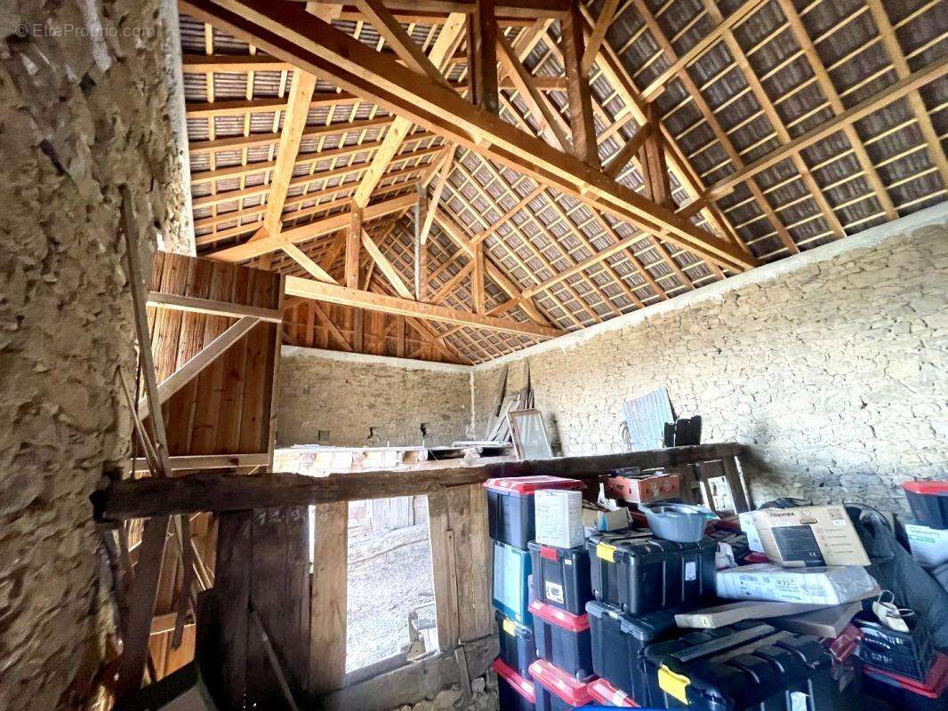 Maison à LASCAUX