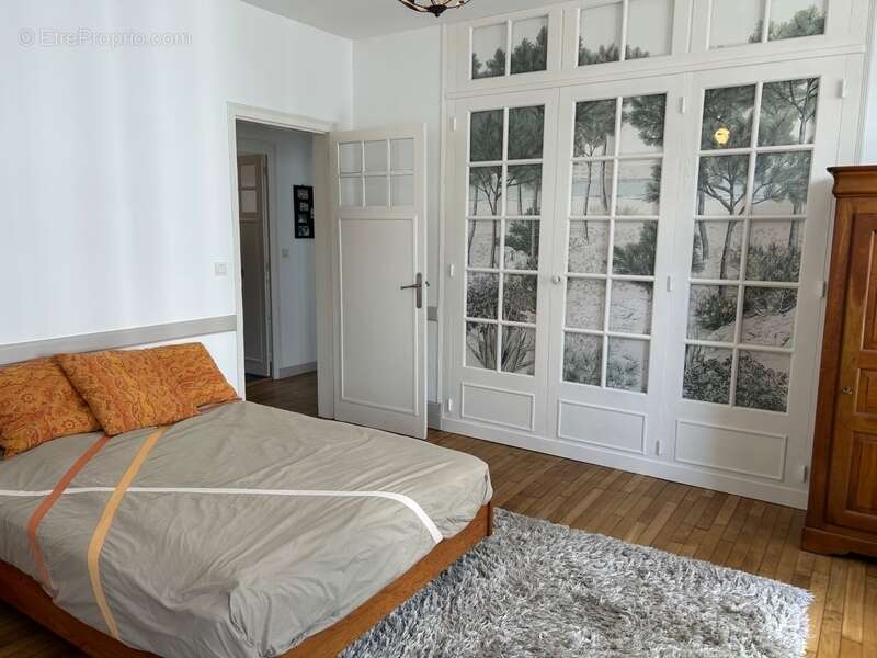 Rare a vannes (56)- centre appartement de charme 107 m²  avec stationnement privatif (56) - photo 12