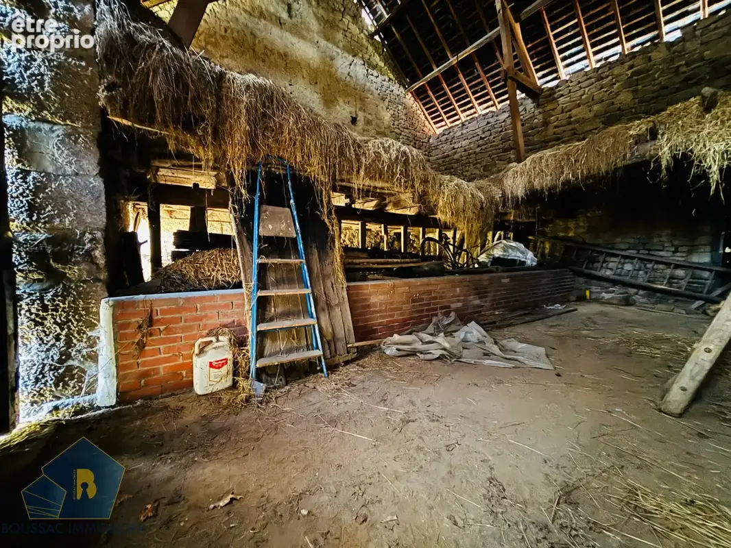 Maison de bourg à rénover - photo 12